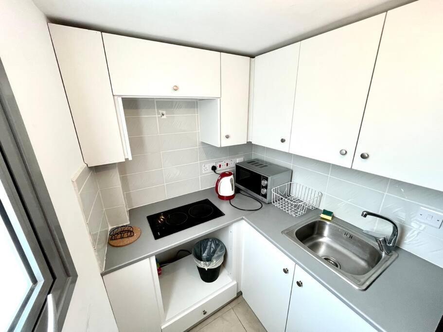 Demetra 1 Bdr Down Town Nicosia By Platform 357 Apartment Екстериор снимка